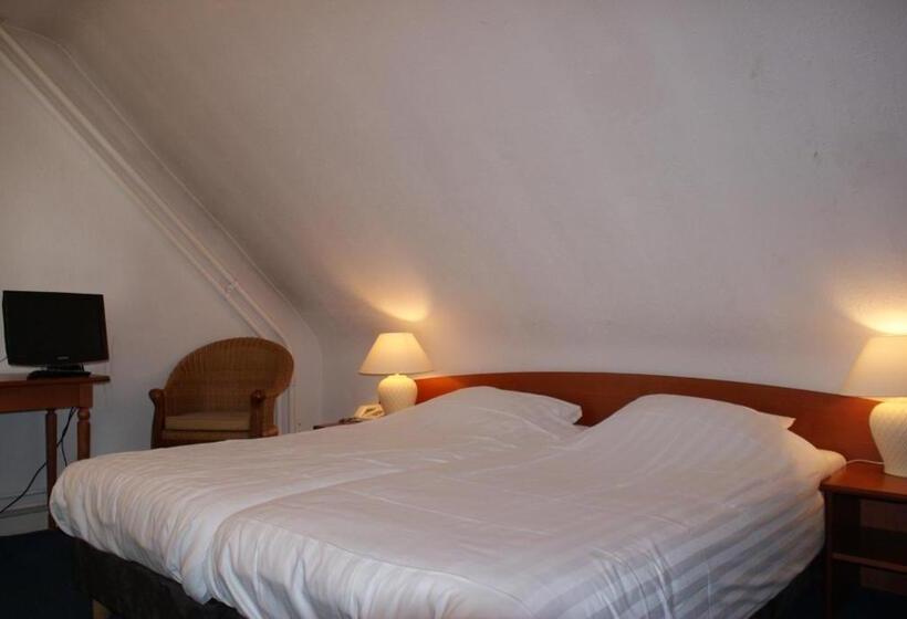 Fletcher Hotel La Ville Blanche