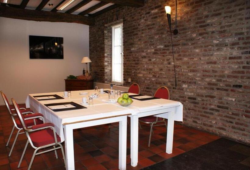 Fletcher Hotel La Ville Blanche