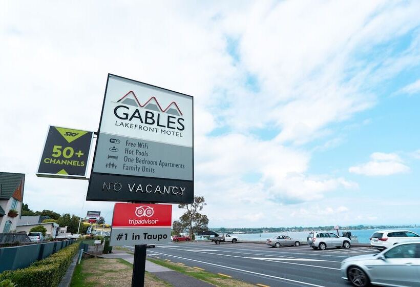 ホテル Gables Lakefront Resort