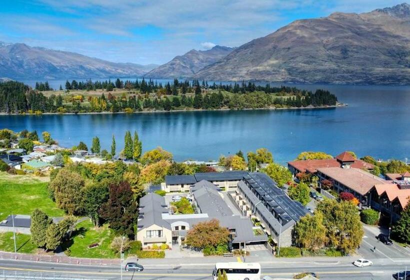 Garden Court Suites & Apartments