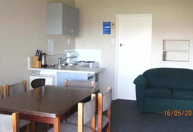 High Country Lodge, Motels & Backpackers