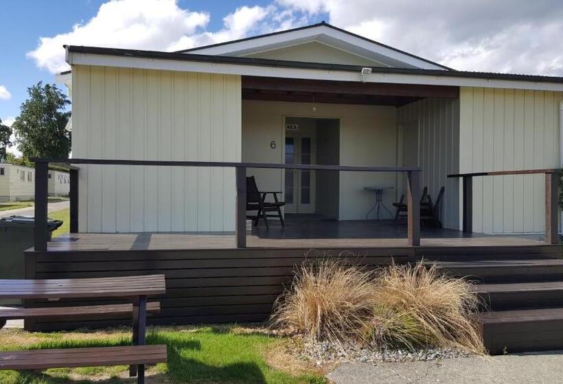 High Country Lodge, Motels & Backpackers