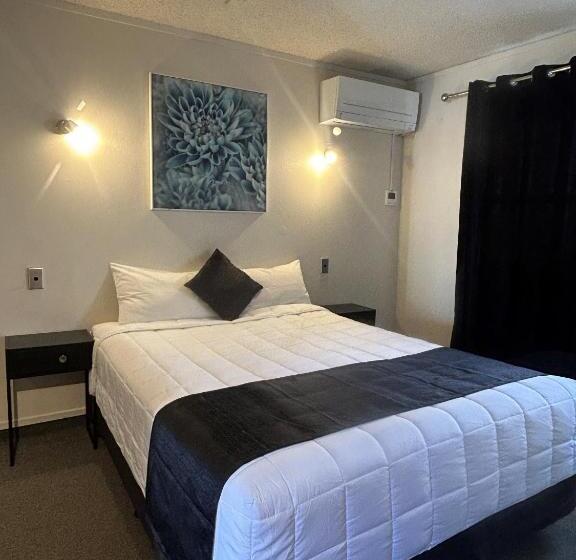 酒店 Aquarius Motor Inn