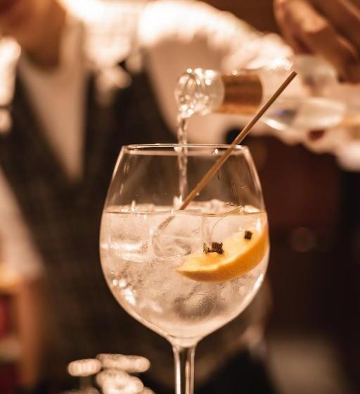 호텔 De Lunterse Boer