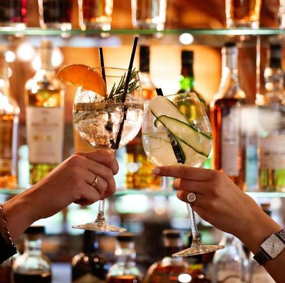 호텔 De Lunterse Boer