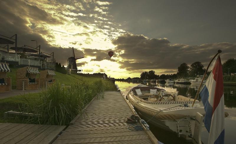 De Zon Hotel & Restaurant By Flow