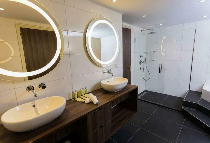 ホテル Doubletree By Hilton Royal Parc Soestduinen