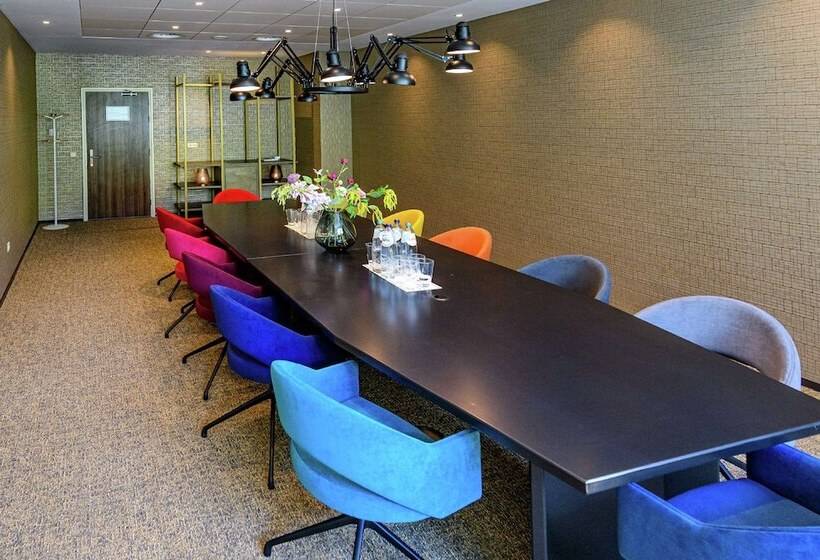 ホテル Doubletree By Hilton Royal Parc Soestduinen