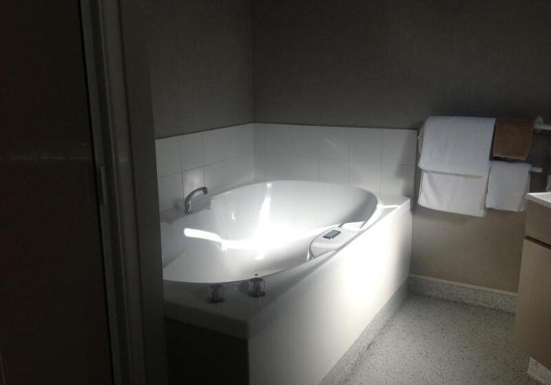 ホテル Durham Court Motor Inn