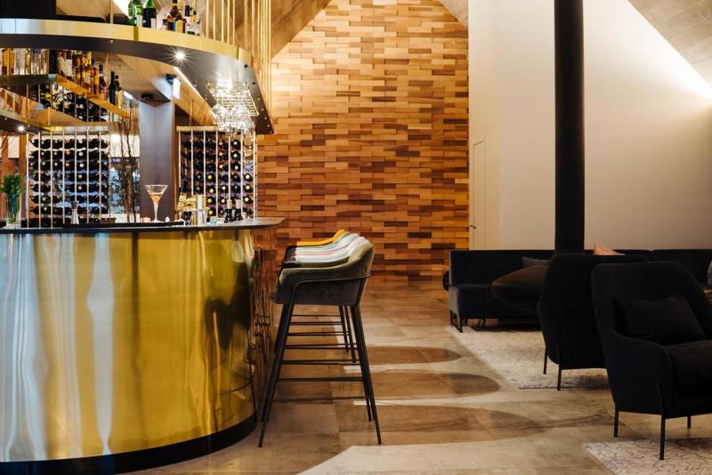 هتل Kamana Lakehouse