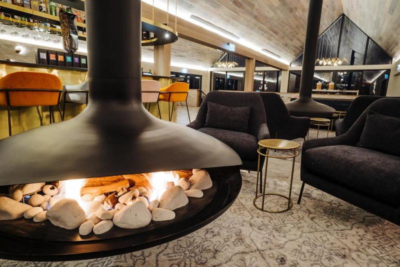 هتل Kamana Lakehouse