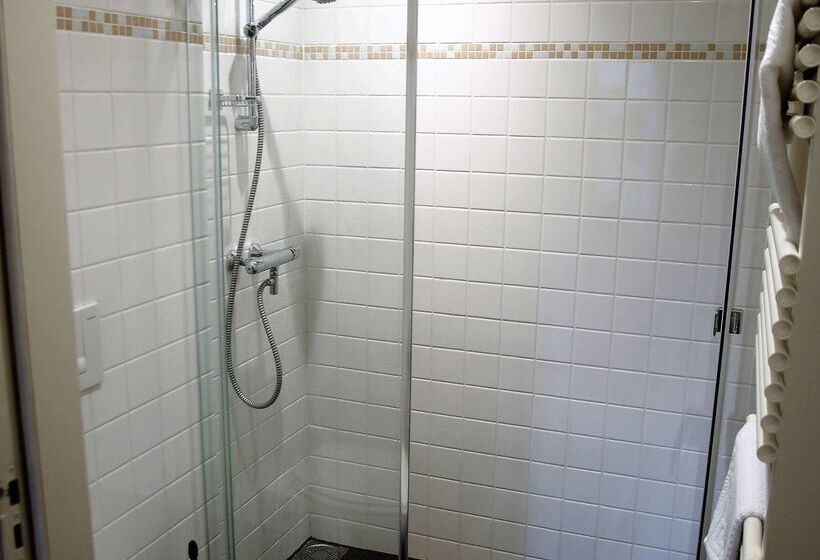 호텔 Kasteel De Vanenburg