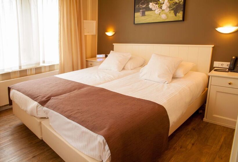 호텔 Kasteel De Vanenburg