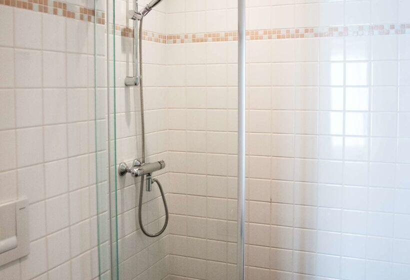 호텔 Kasteel De Vanenburg