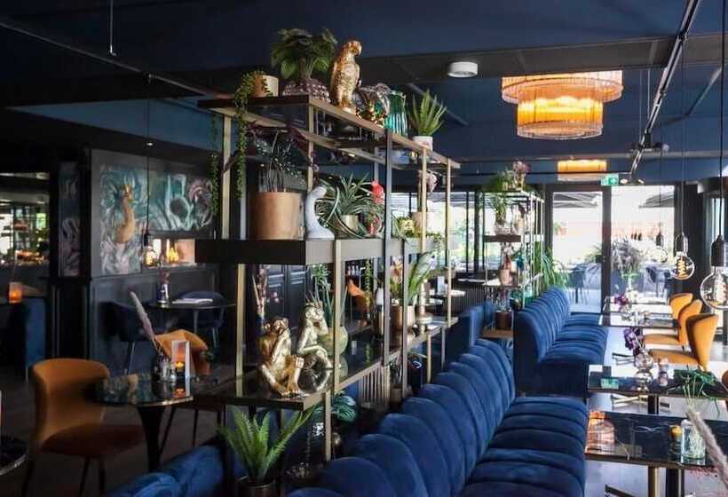 ホテル Lowietje Lisse   Keukenhof