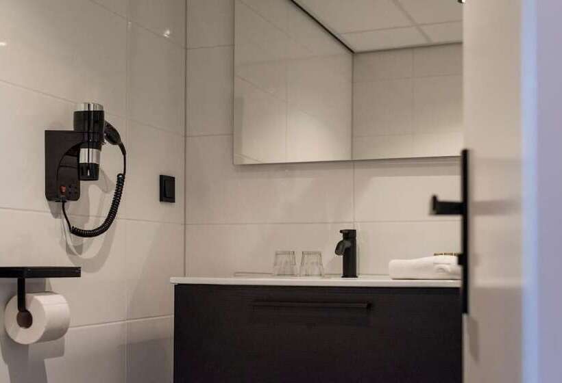 ホテル Lowietje Lisse   Keukenhof