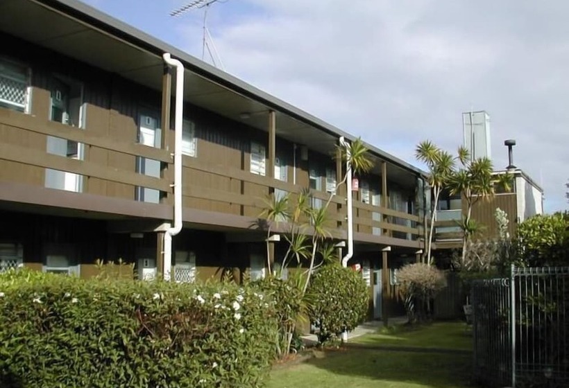 בית מלון כפרי Mt Albert Motor Inn