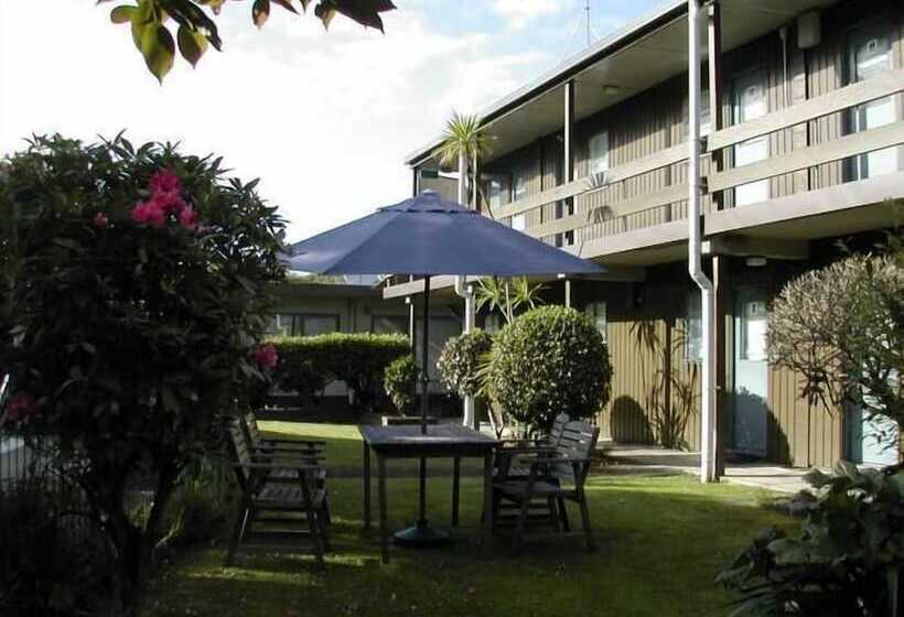 בית מלון כפרי Mt Albert Motor Inn