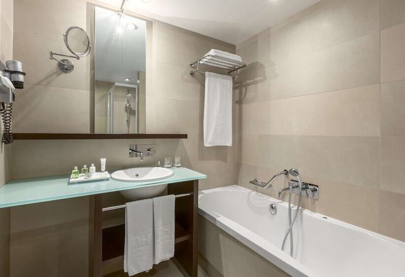 בית מלון כפרי NH Amsterdam Schiphol Airport