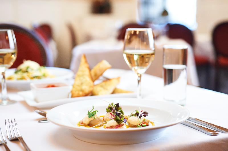 Отель Prince S Gate