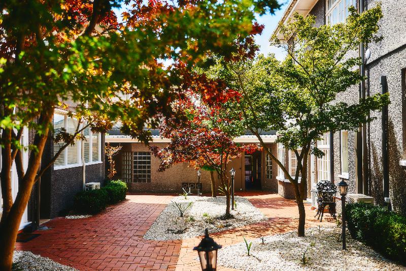 Отель Prince S Gate