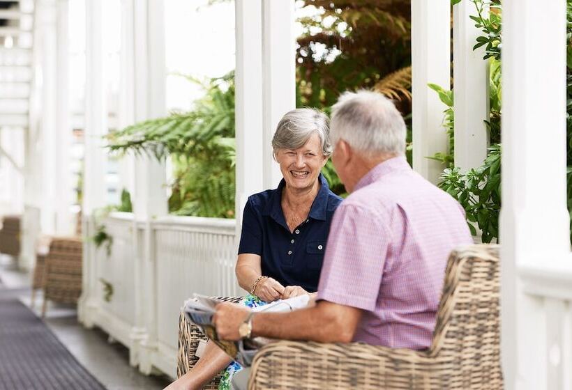 Отель Prince S Gate