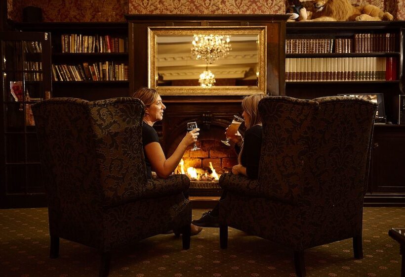 Отель Prince S Gate