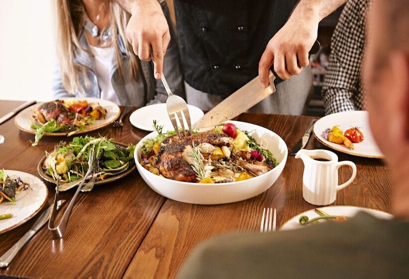 Отель Prince S Gate