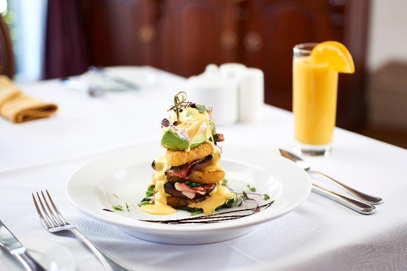 Отель Prince S Gate