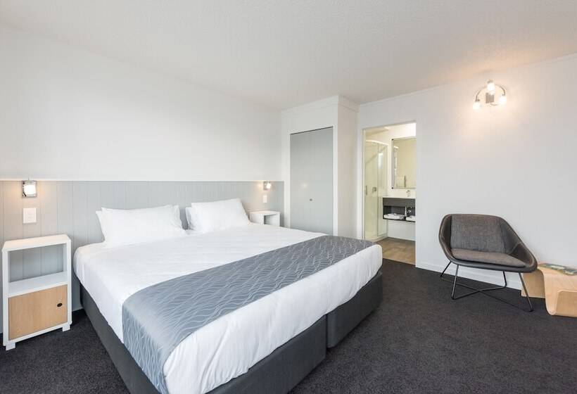 هتل Queen Street Studios