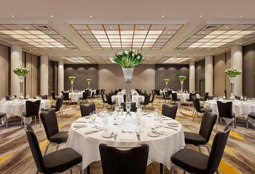 Sheraton Amsterdam Airport Hotel And Conference Center