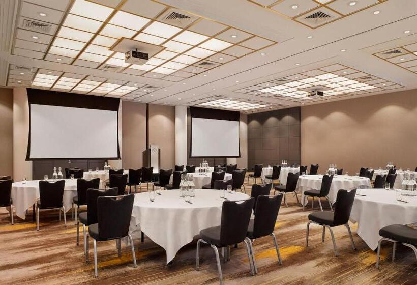 Sheraton Amsterdam Airport Hotel And Conference Center