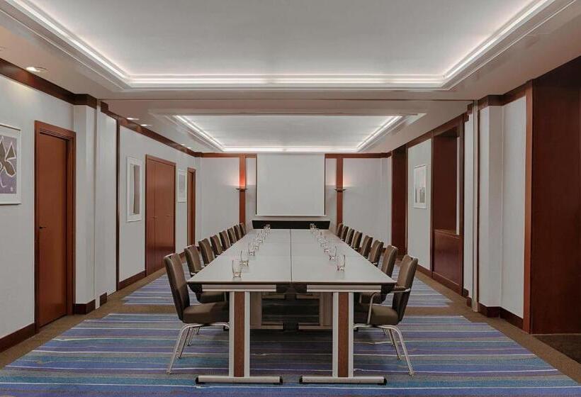 Sheraton Amsterdam Airport Hotel And Conference Center