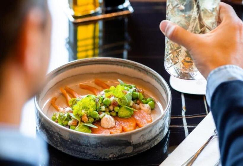 Sheraton Amsterdam Airport Hotel And Conference Center