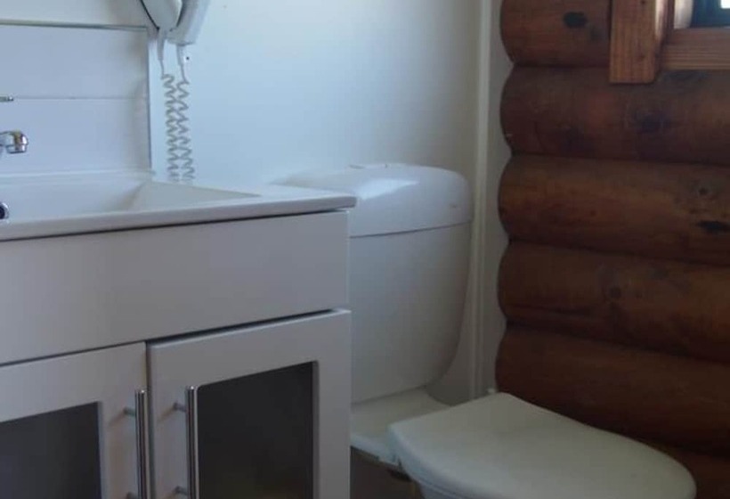 هتل Shining Star Beachfront Accommodation