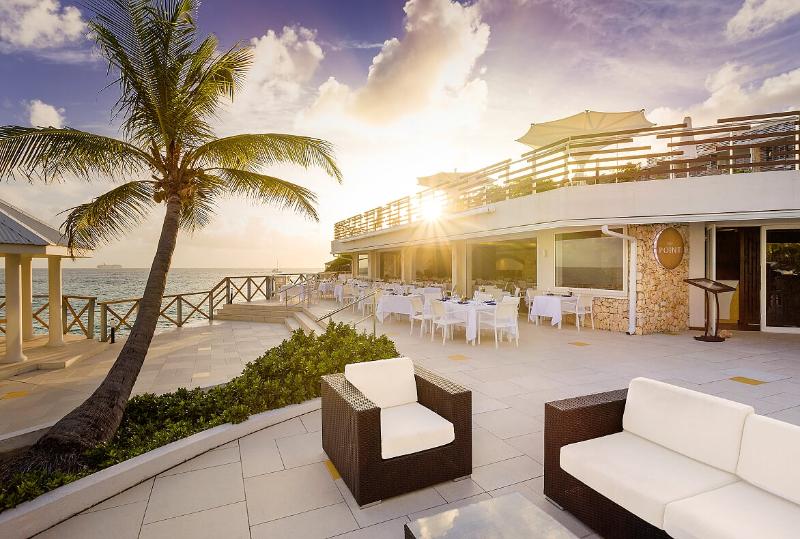 בית מלון כפרי Sonesta Maho Beach Resort And Casino And Spa