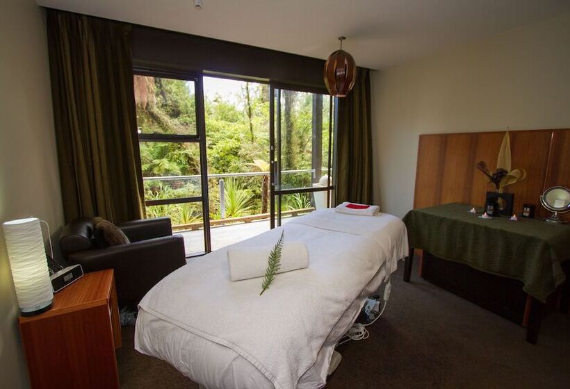 Scenic Hotel Franz Josef Glacier