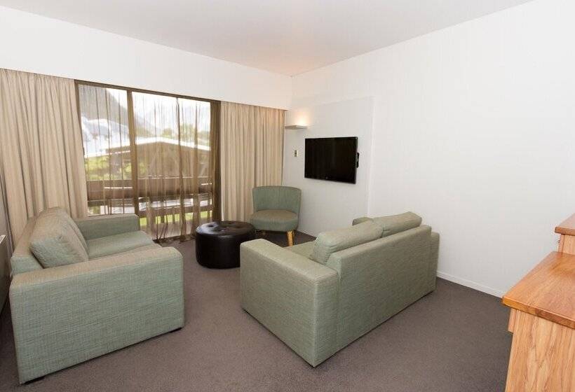Scenic Hotel Franz Josef Glacier
