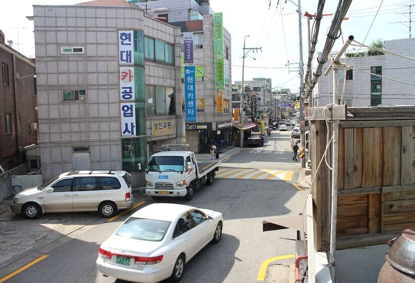 Albergue Dasan House