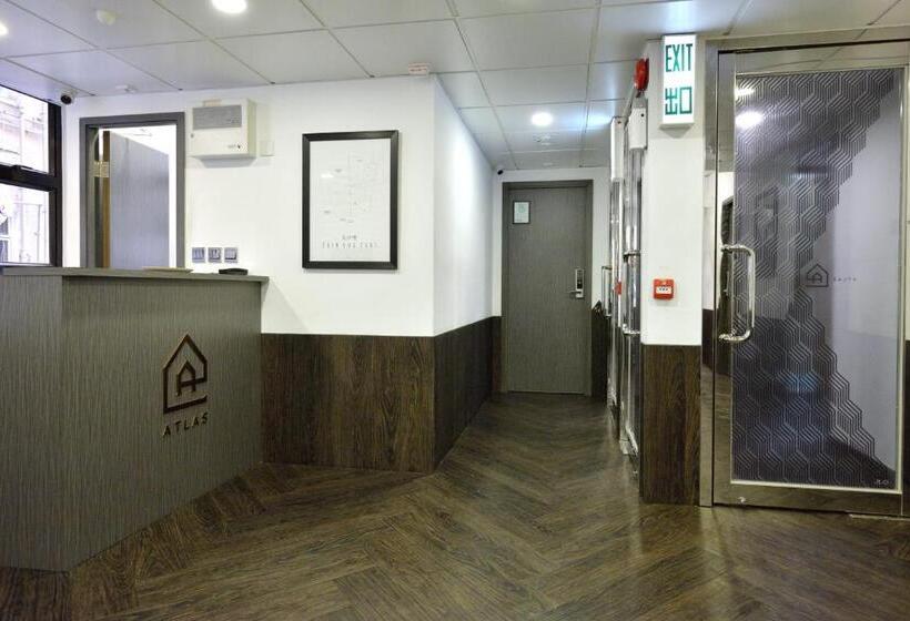 Atlas Hostel & Backpackers