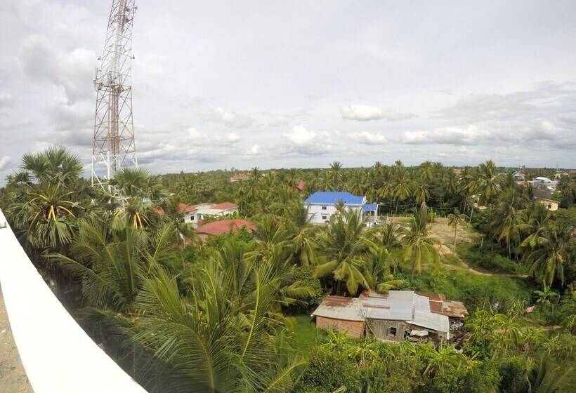 Blue Diamond Guest House   Hostel