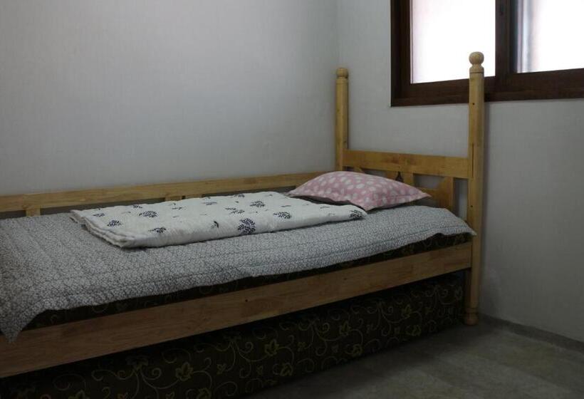 Albergue Dasan House