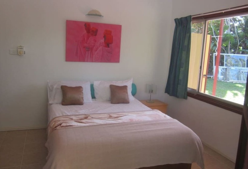 Golden Palms Retreat