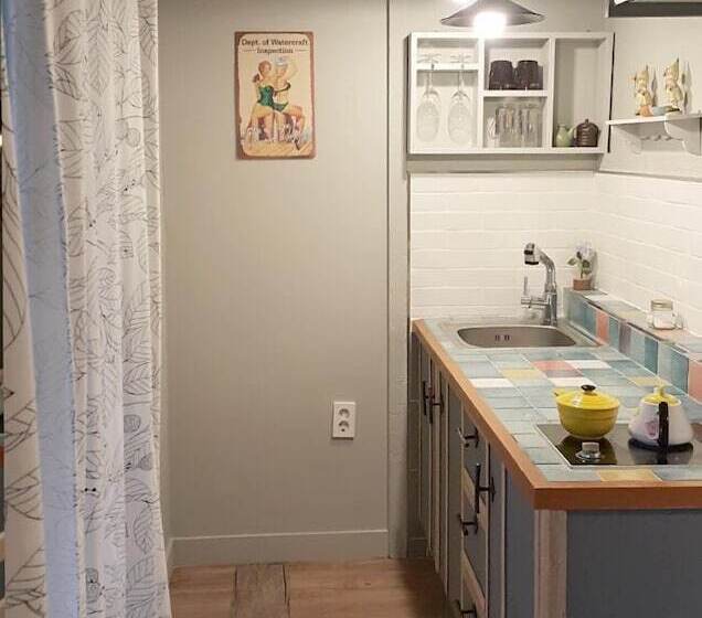 Olive Vanilla Pension