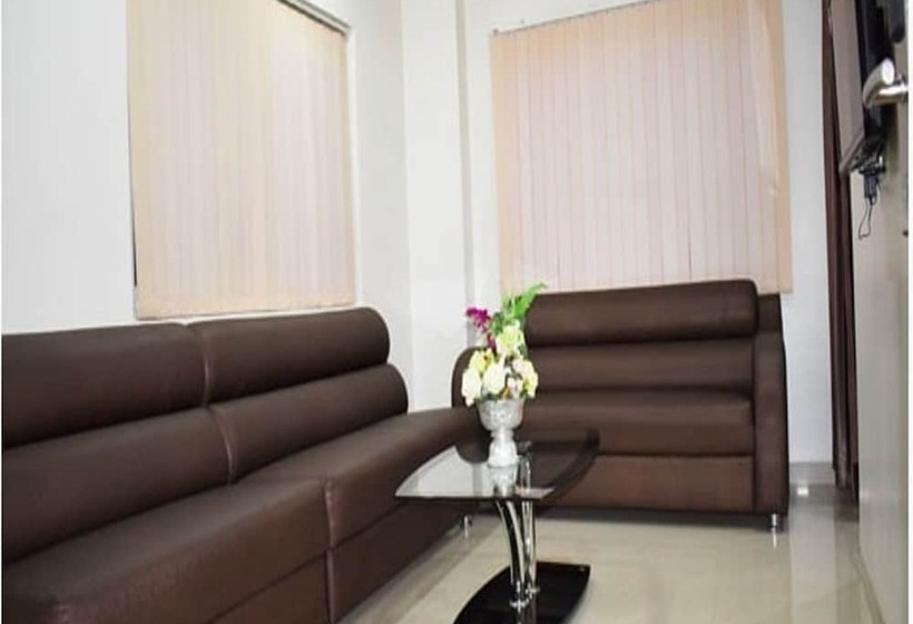 בית מלון כפרי Anand International