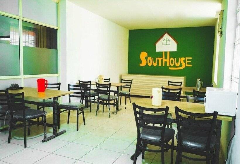 Airport Hotel Ashoka Palace