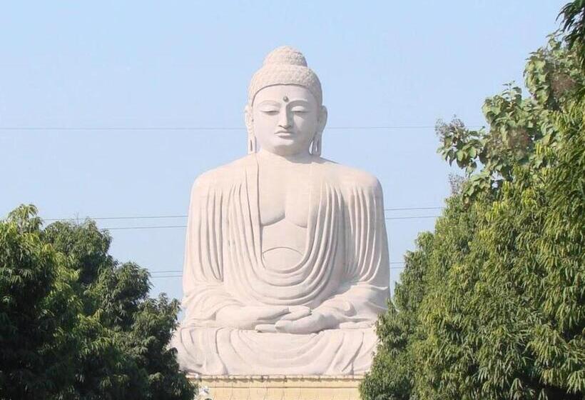 Bodhgaya Seven Inn Hotel N Restaurant