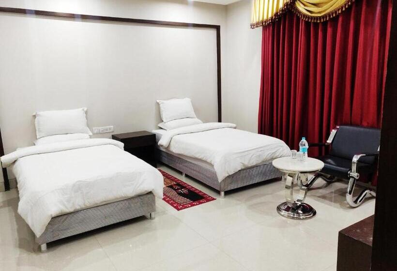 Bodhgaya Seven Inn Hotel N Restaurant