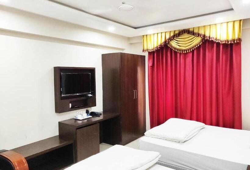 Bodhgaya Seven Inn Hotel N Restaurant