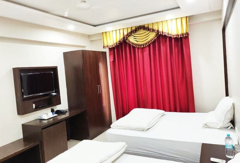 Bodhgaya Seven Inn Hotel N Restaurant